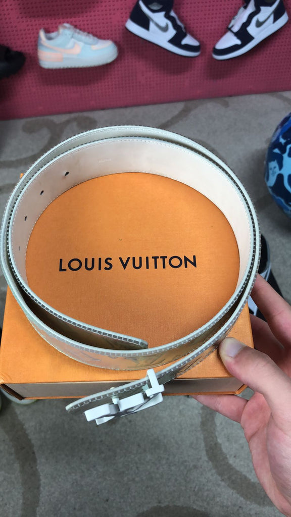 Cinto Louis Vuitton x Supreme Monograma
